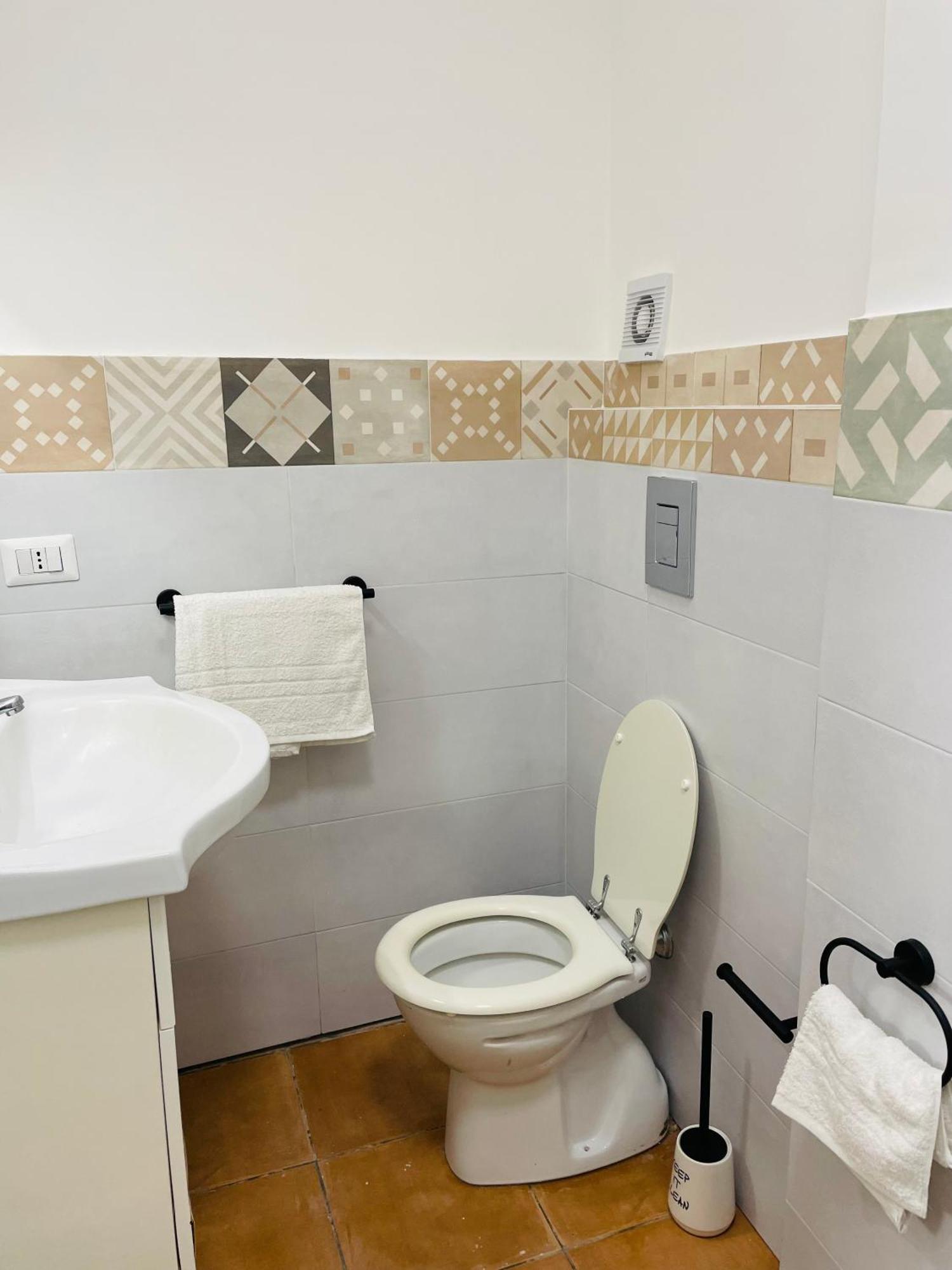 Casa Fermata Centro Apartment *